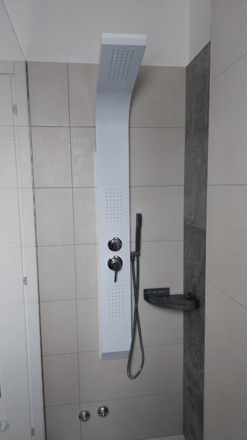 Sam&Sun Apartment Torbole Sul Garda ภายนอก รูปภาพ