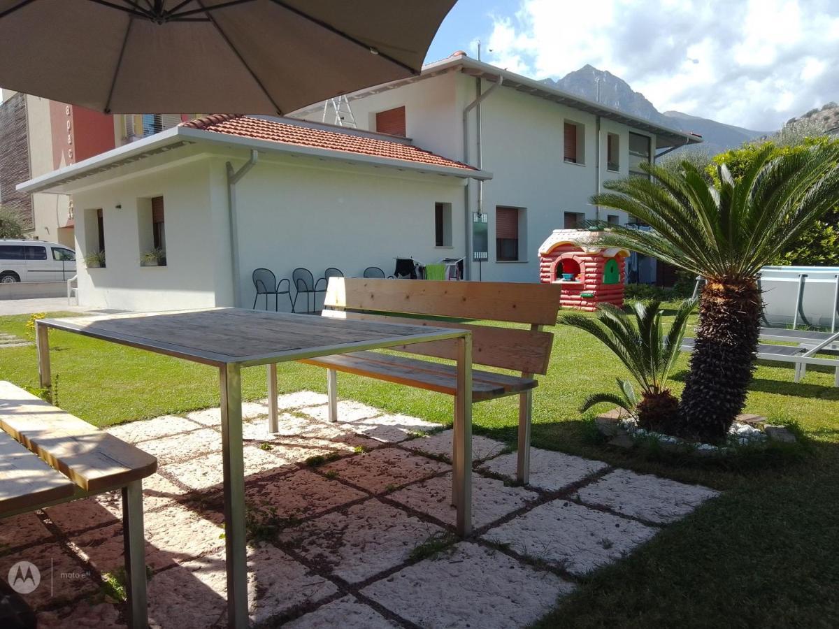 Sam&Sun Apartment Torbole Sul Garda ภายนอก รูปภาพ